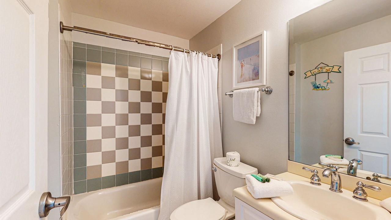 Photo of Bathroom in Gulf Place