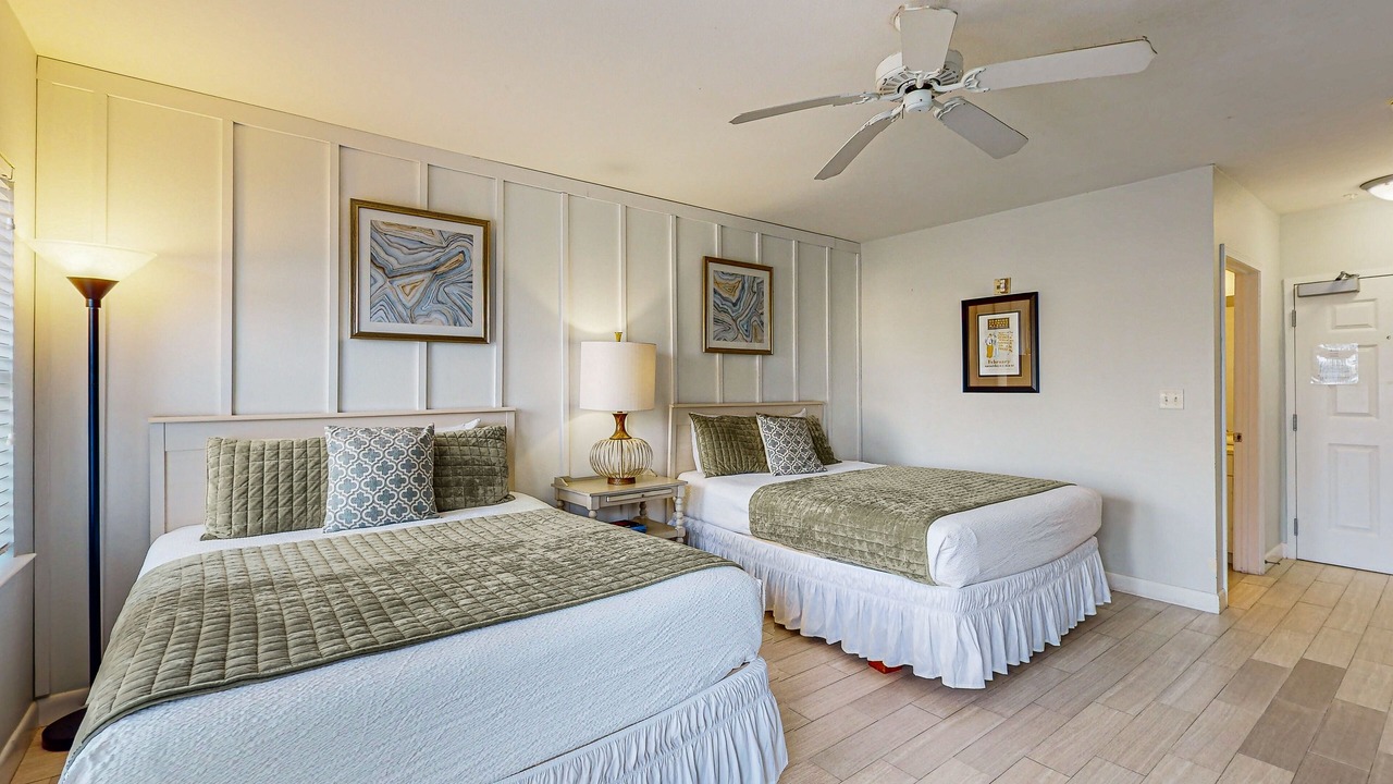 Photo of Bedroom in Gulf Place