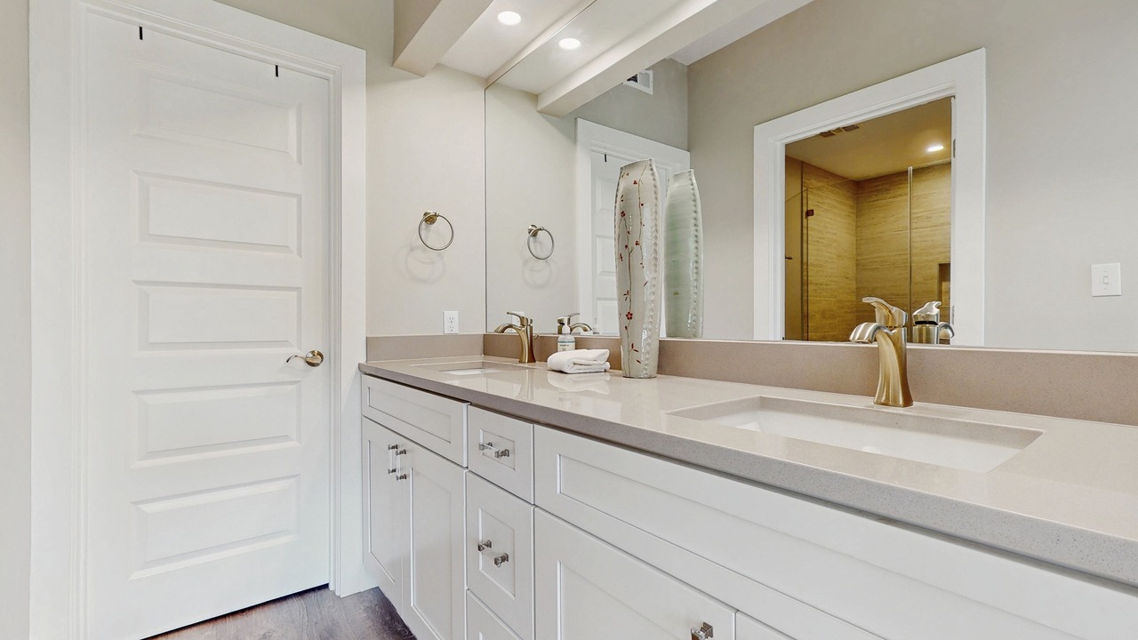 Photo of Bathroom in Rosemary Beach