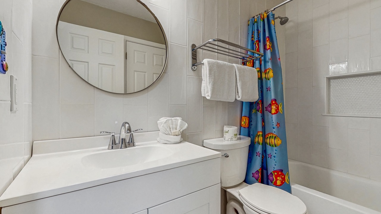 Photo of Bathroom in Gulf Place