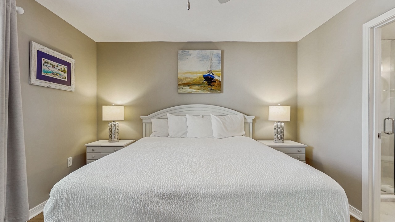 Photo of Bedroom in Gulf Place