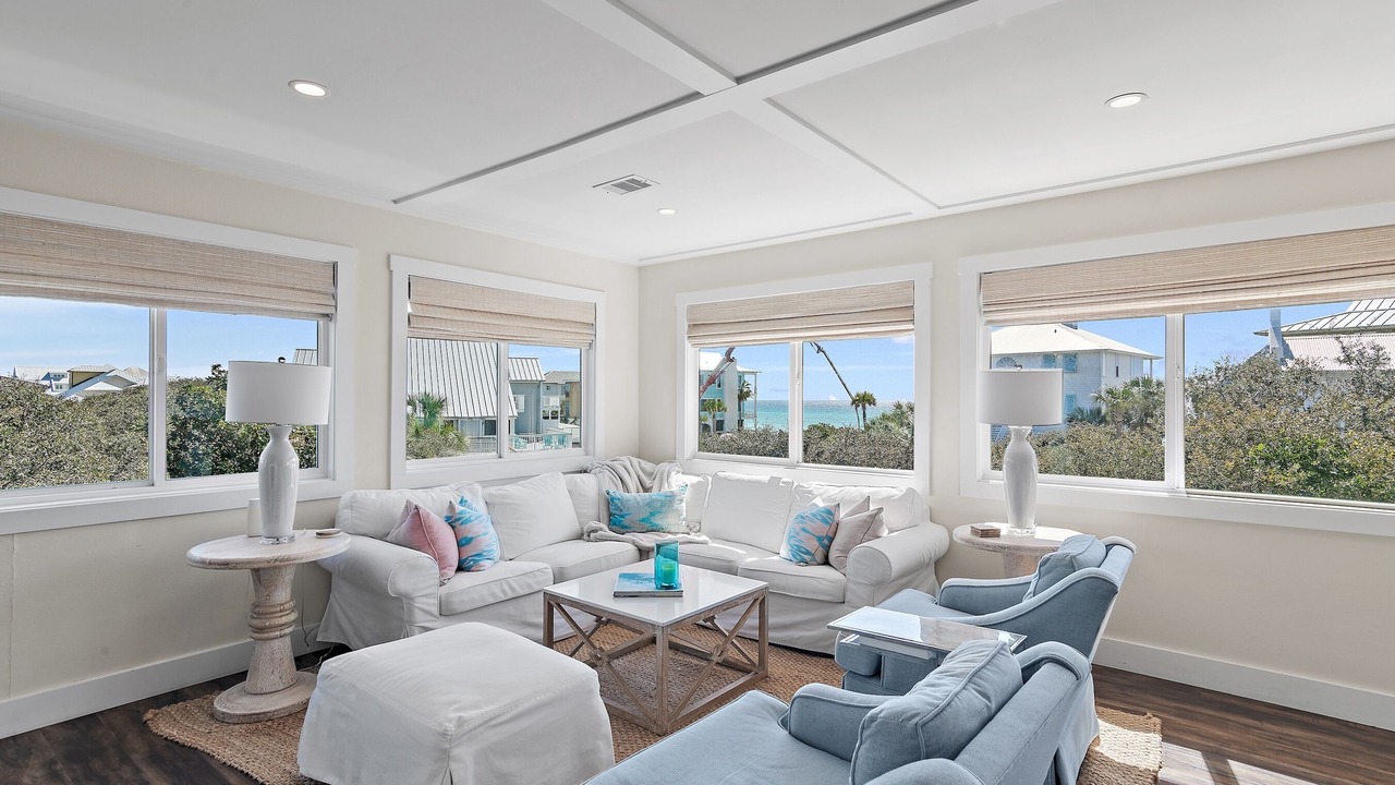 Photo of Livingroom in Gulf Trace