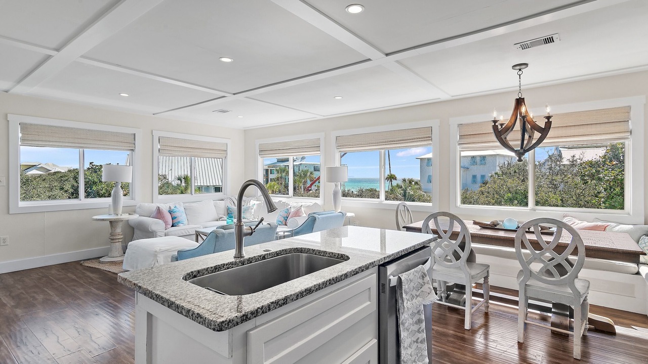Photo of Livingroom in Gulf Trace