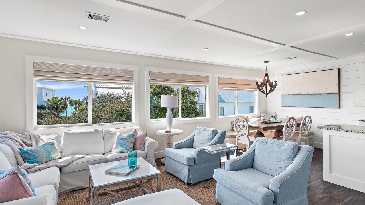 Photo of Livingroom in Gulf Trace