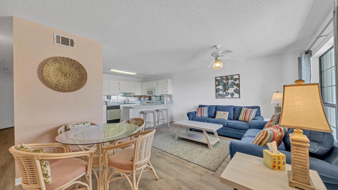 Photo of Livingroom in West Panama City Beach