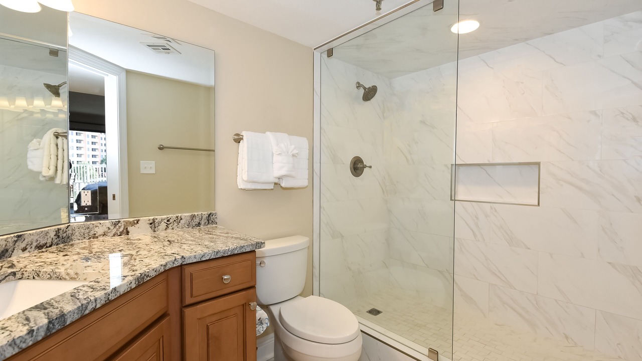 Photo of Bathroom in Holiday Isle