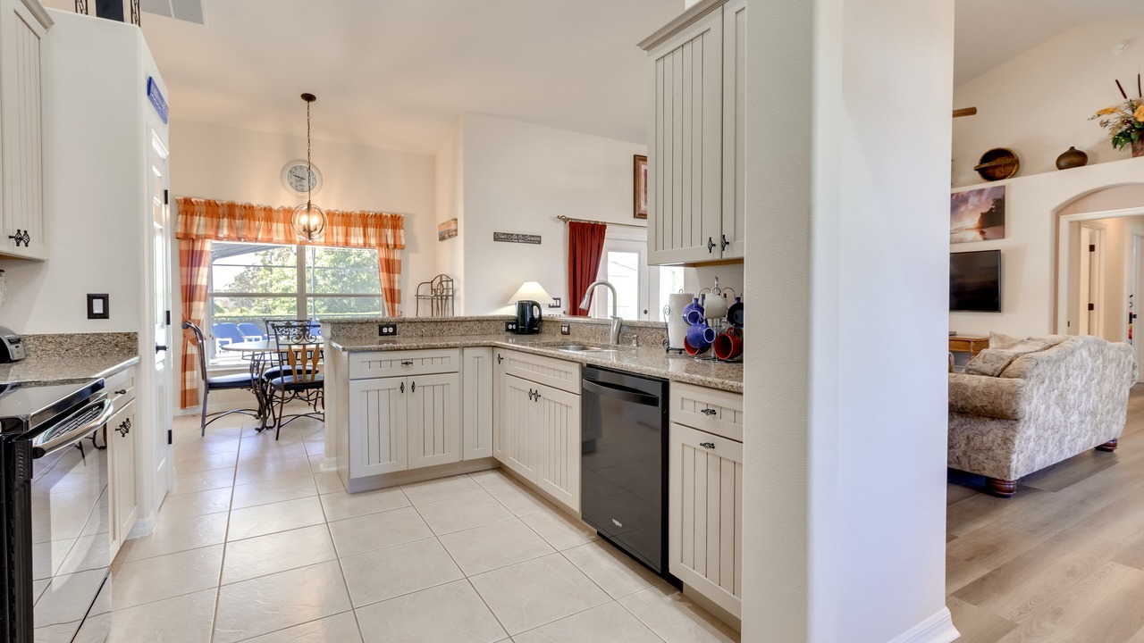 Photo of Kitchen in Orange Tree