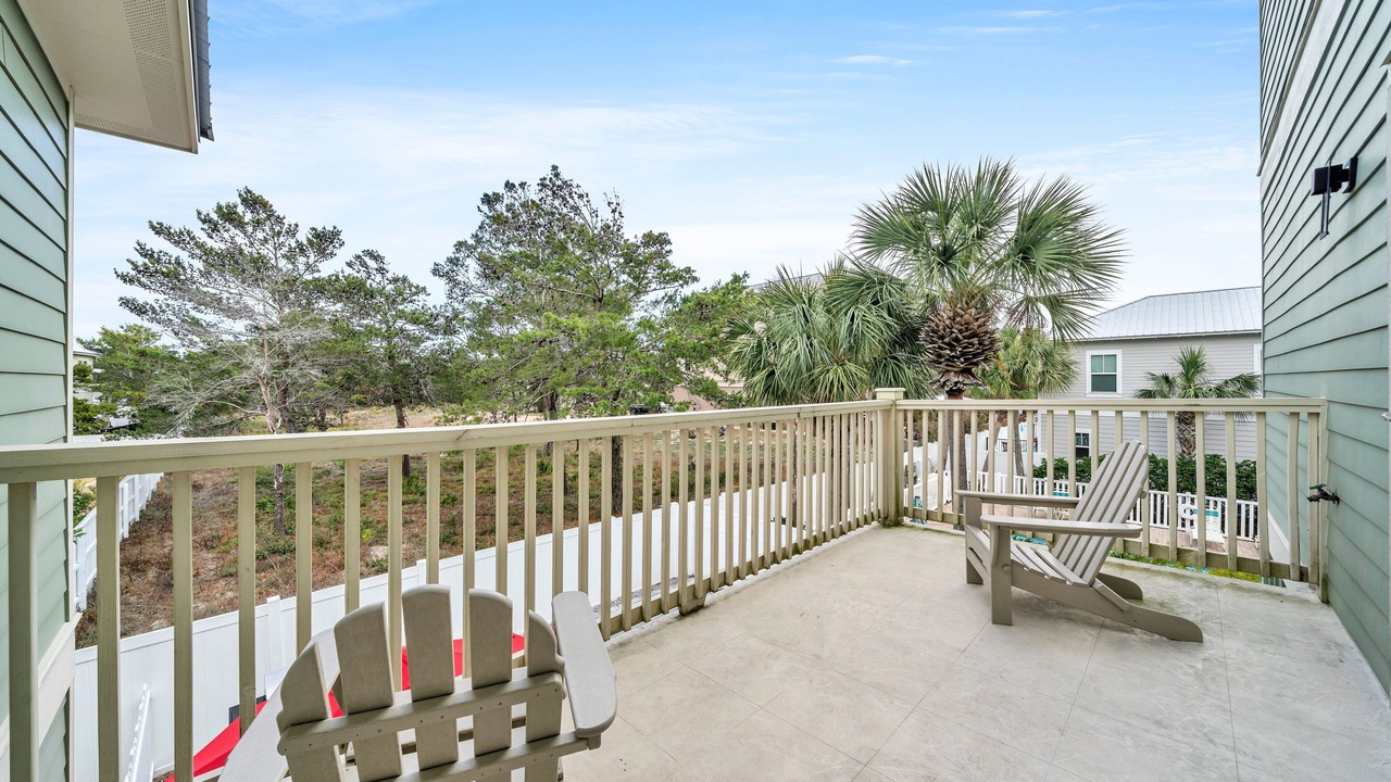 Photo of Patio Balcony in Emerald Waters Village