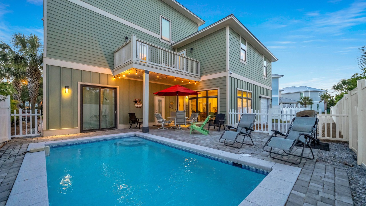 Photo of Outdoor in Emerald Waters Village