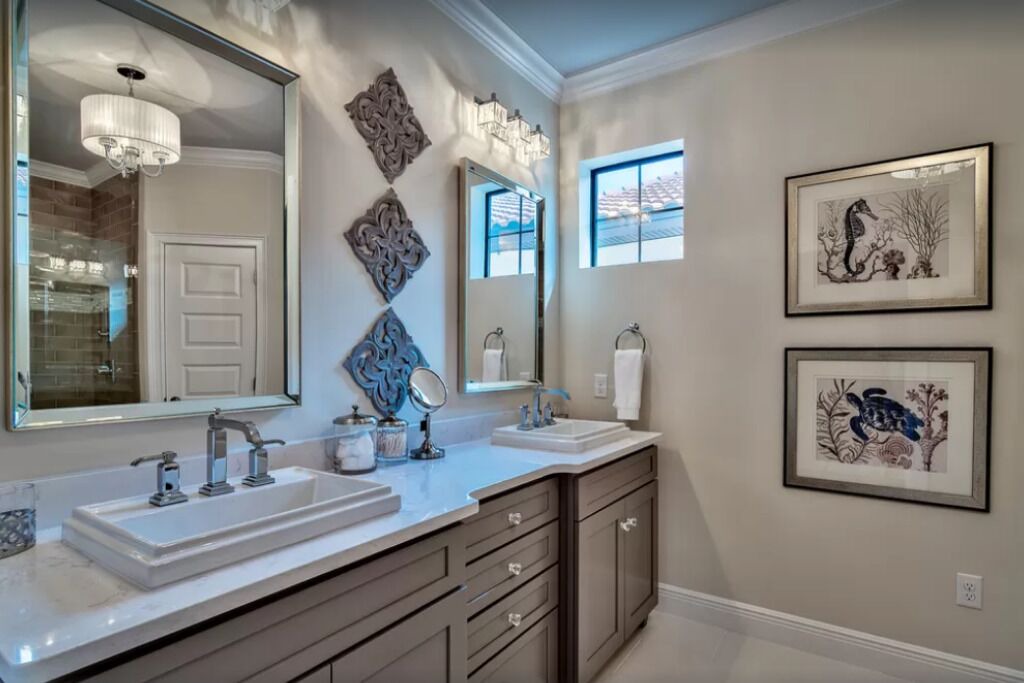 Photo of Bathroom in Villa Lago