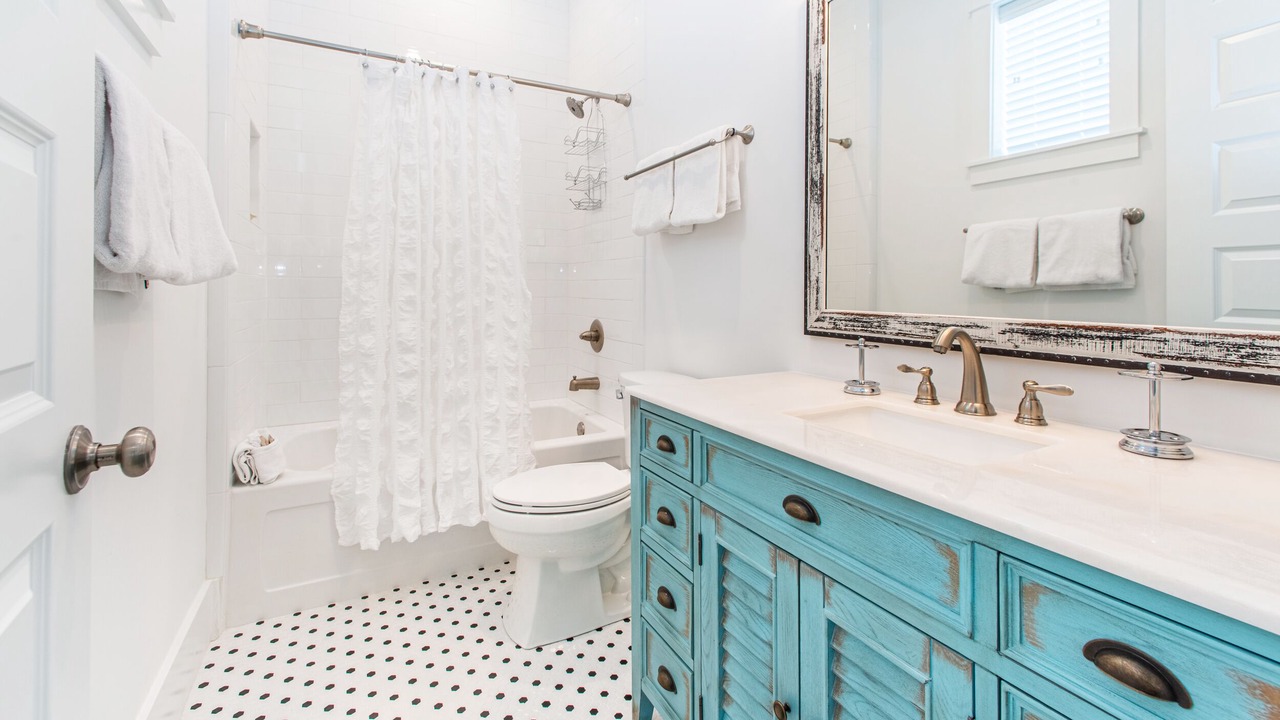 Photo of Bathroom in Greenway Park