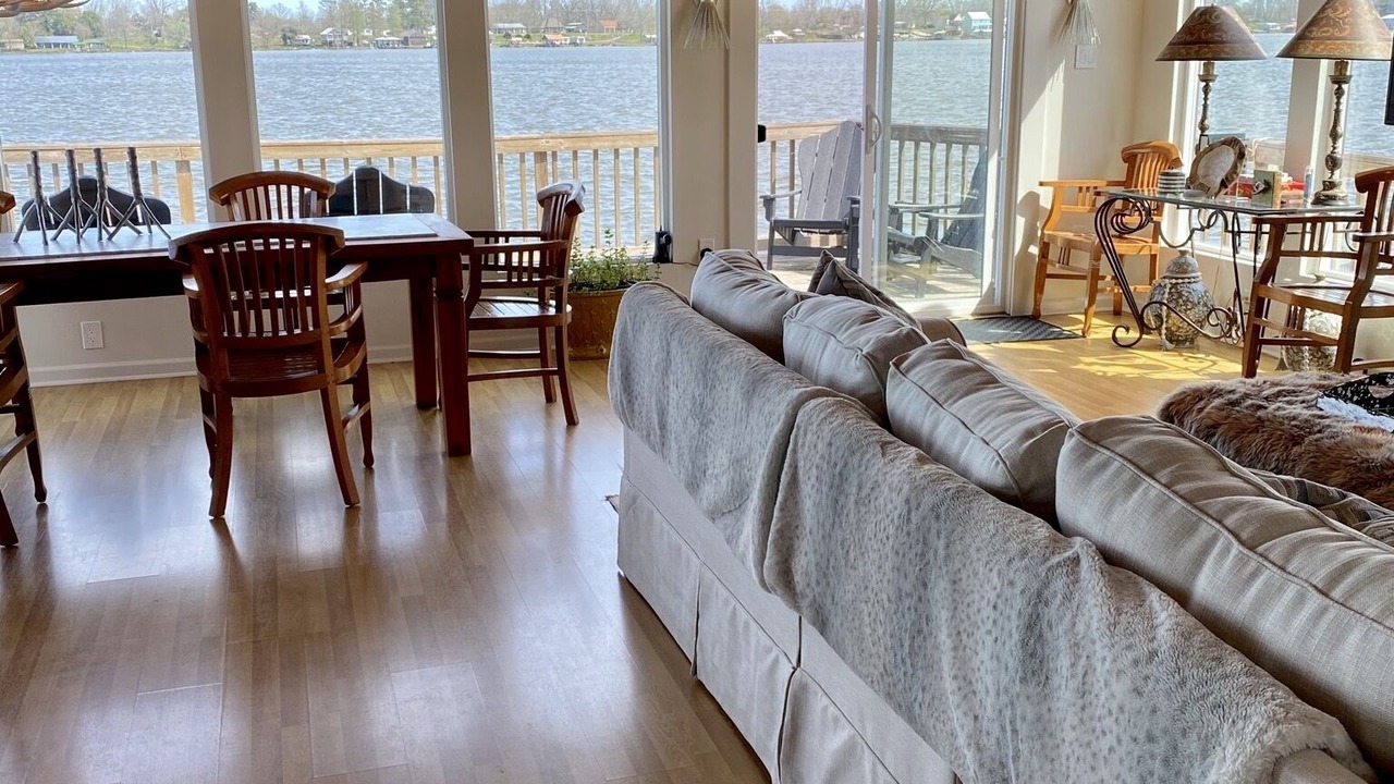 Photo of Livingroom in Oscar