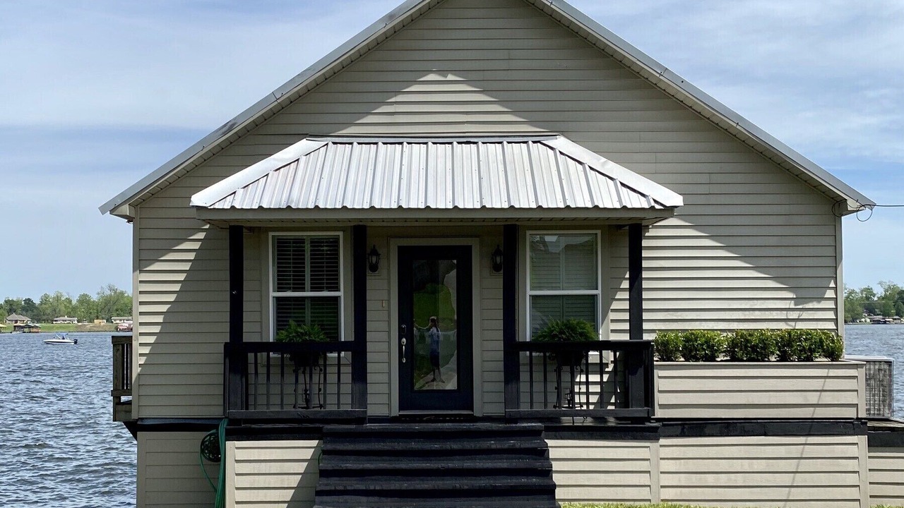 Photo of Outdoor in Oscar