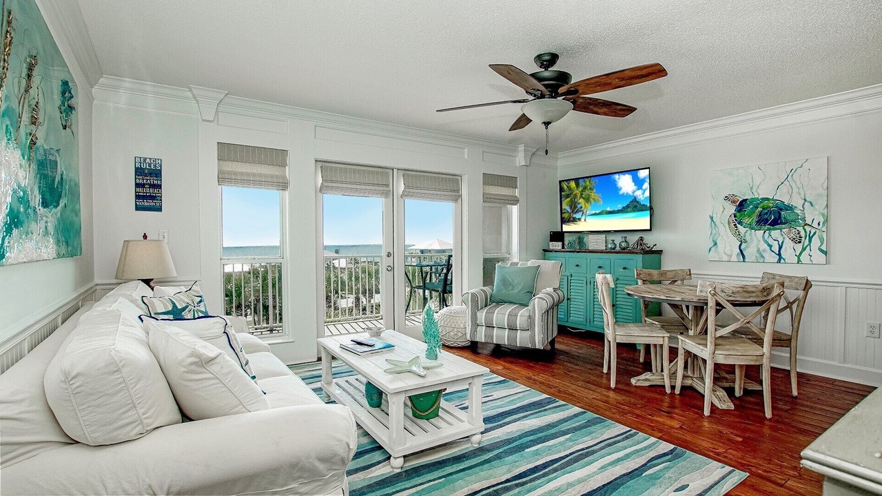 Photo of Livingroom in Gulf Place