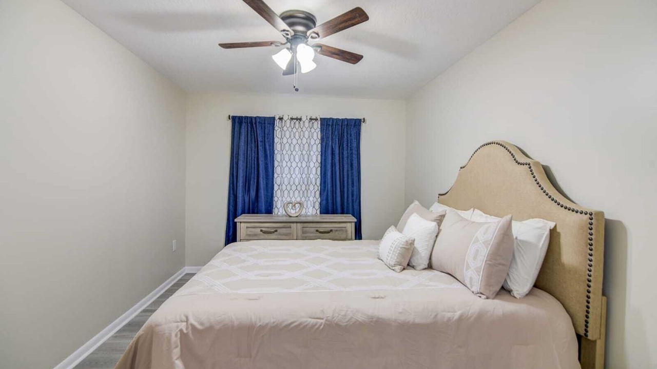 Photo of Bedroom in Hattiesburg