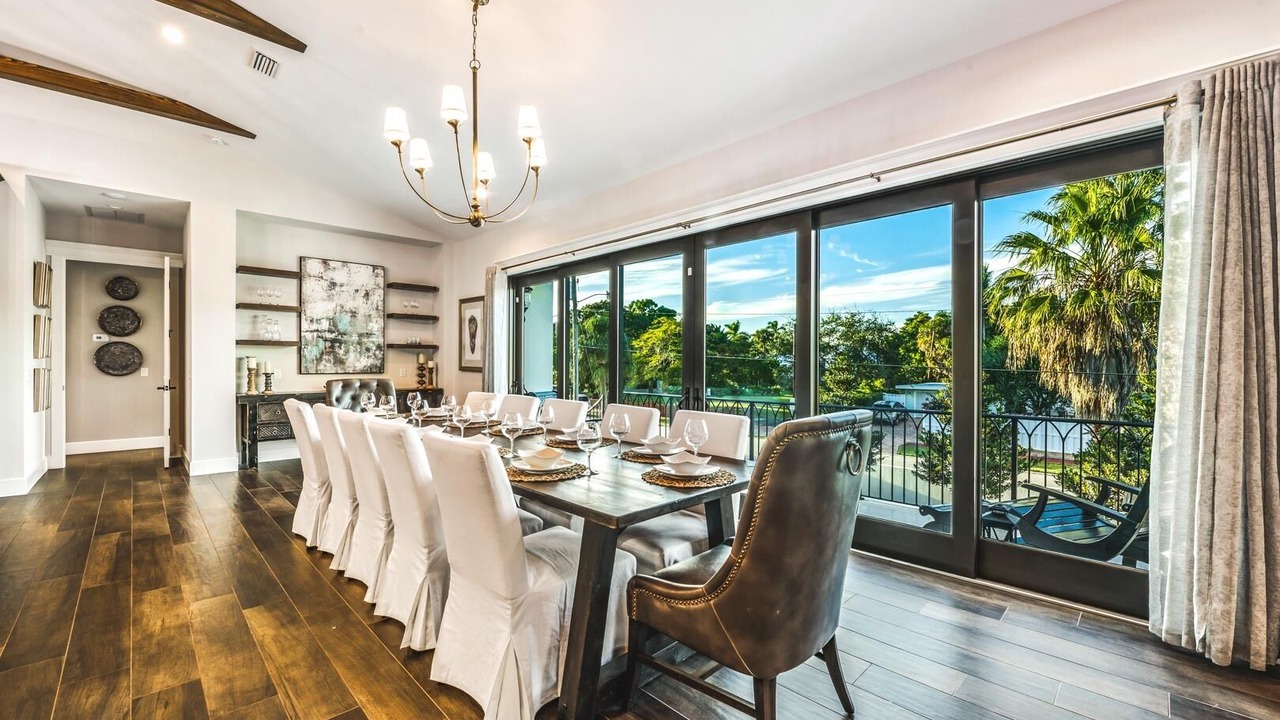 Photo of Livingroom in Saint Armands Key