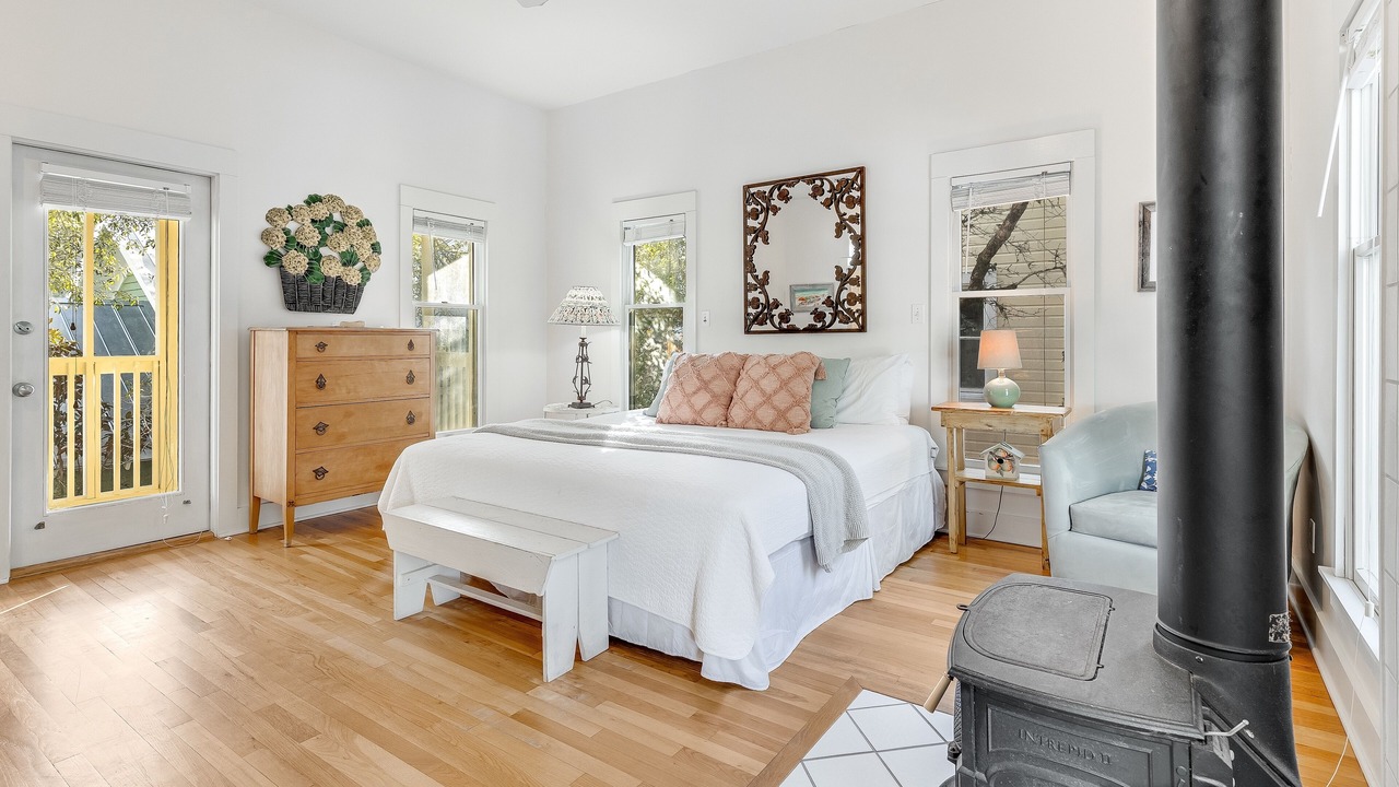 Photo of Bedroom in Seaside
