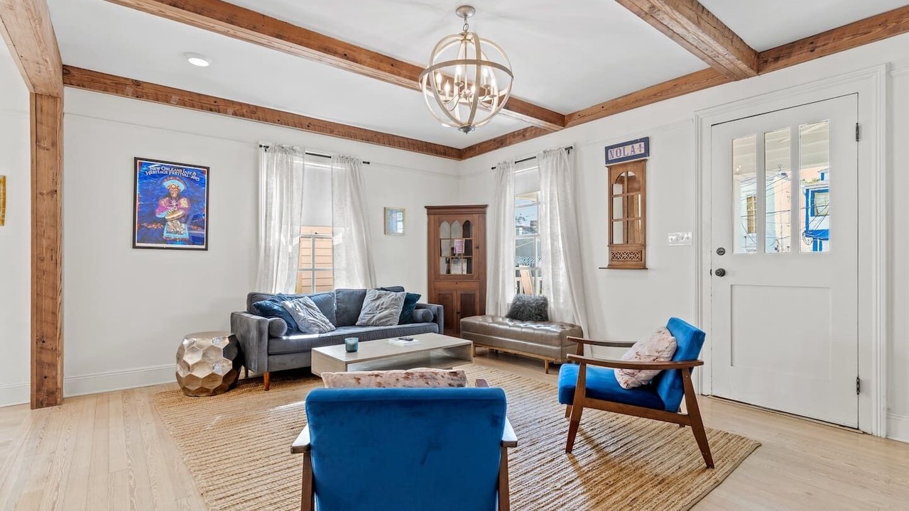 Photo of Bedroom in Uptown Historic District