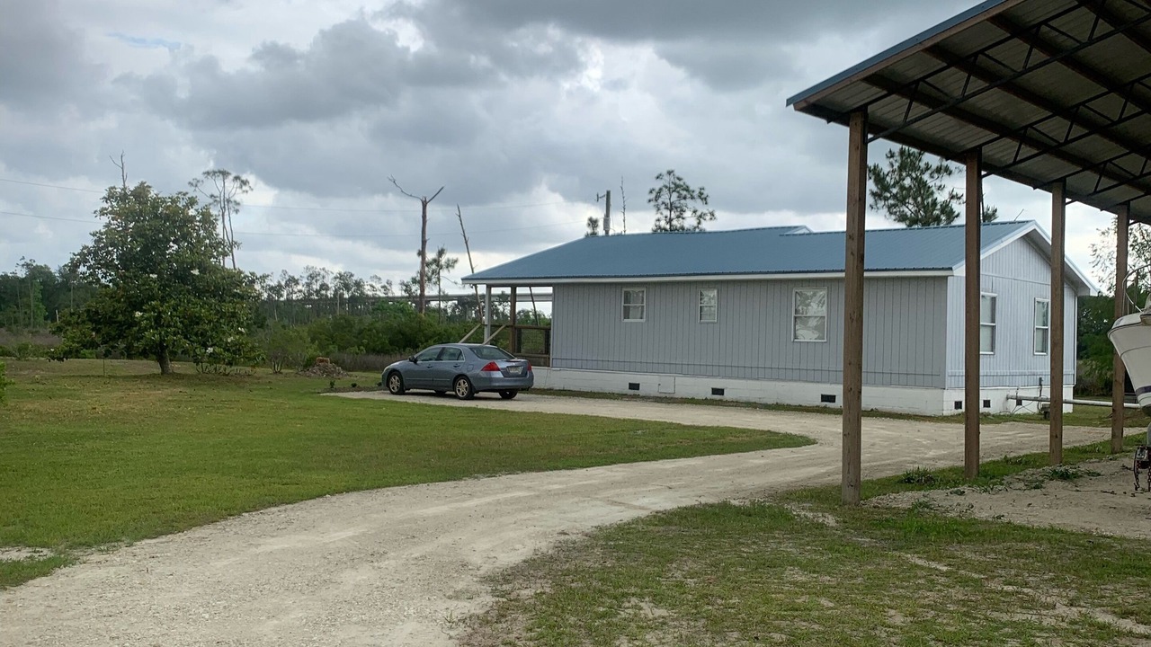 Photo of Bedroom in Gulf County
