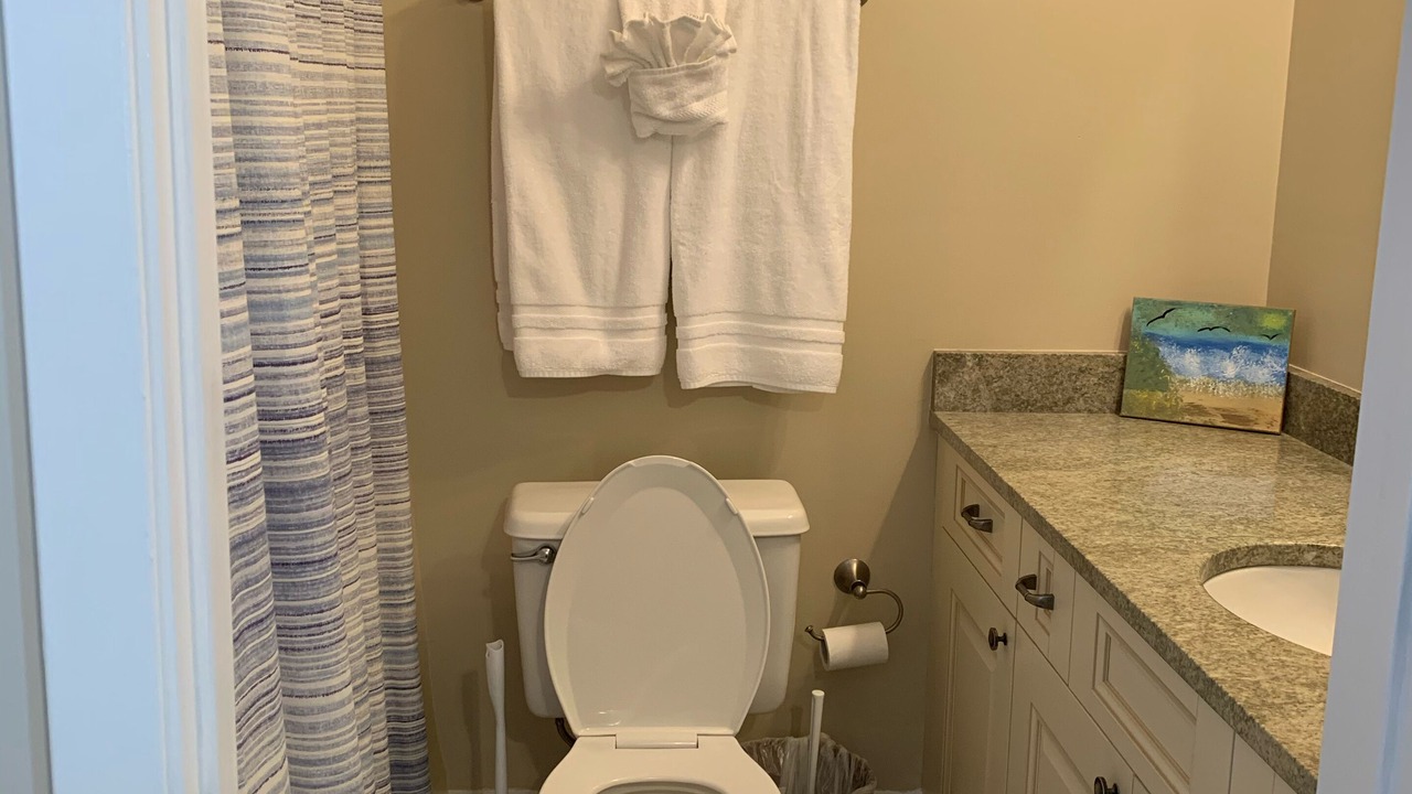 Photo of Bathroom in Holiday Isle