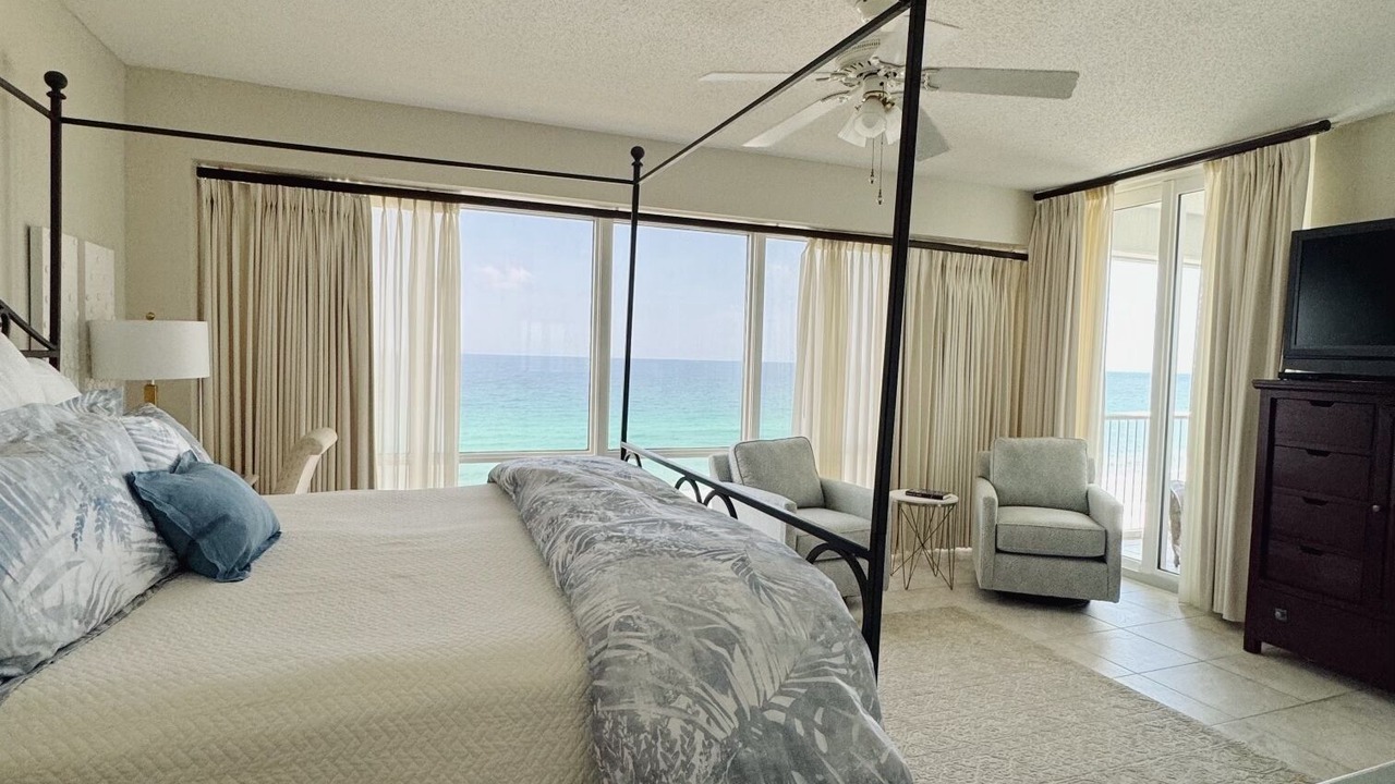 Photo of Bedroom in Holiday Isle