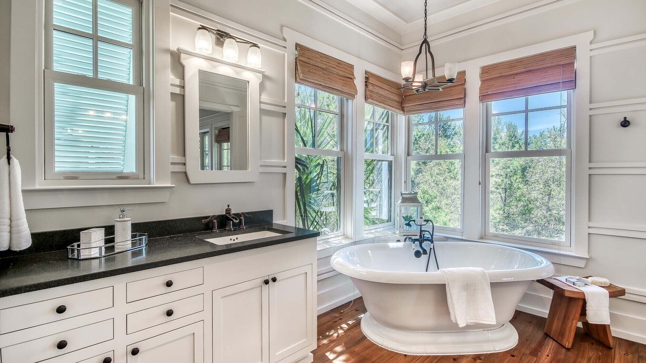 Photo of Bathroom in WaterSound Beach