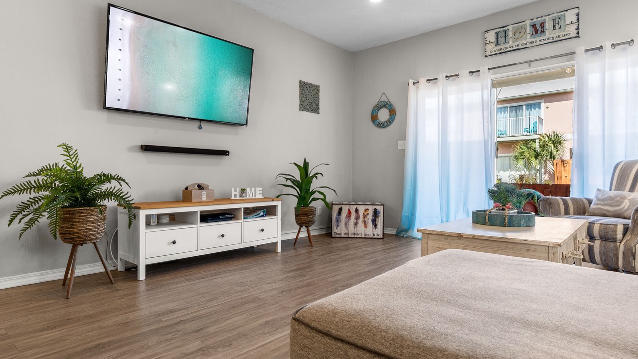 Photo of Livingroom in Miramar Beach
