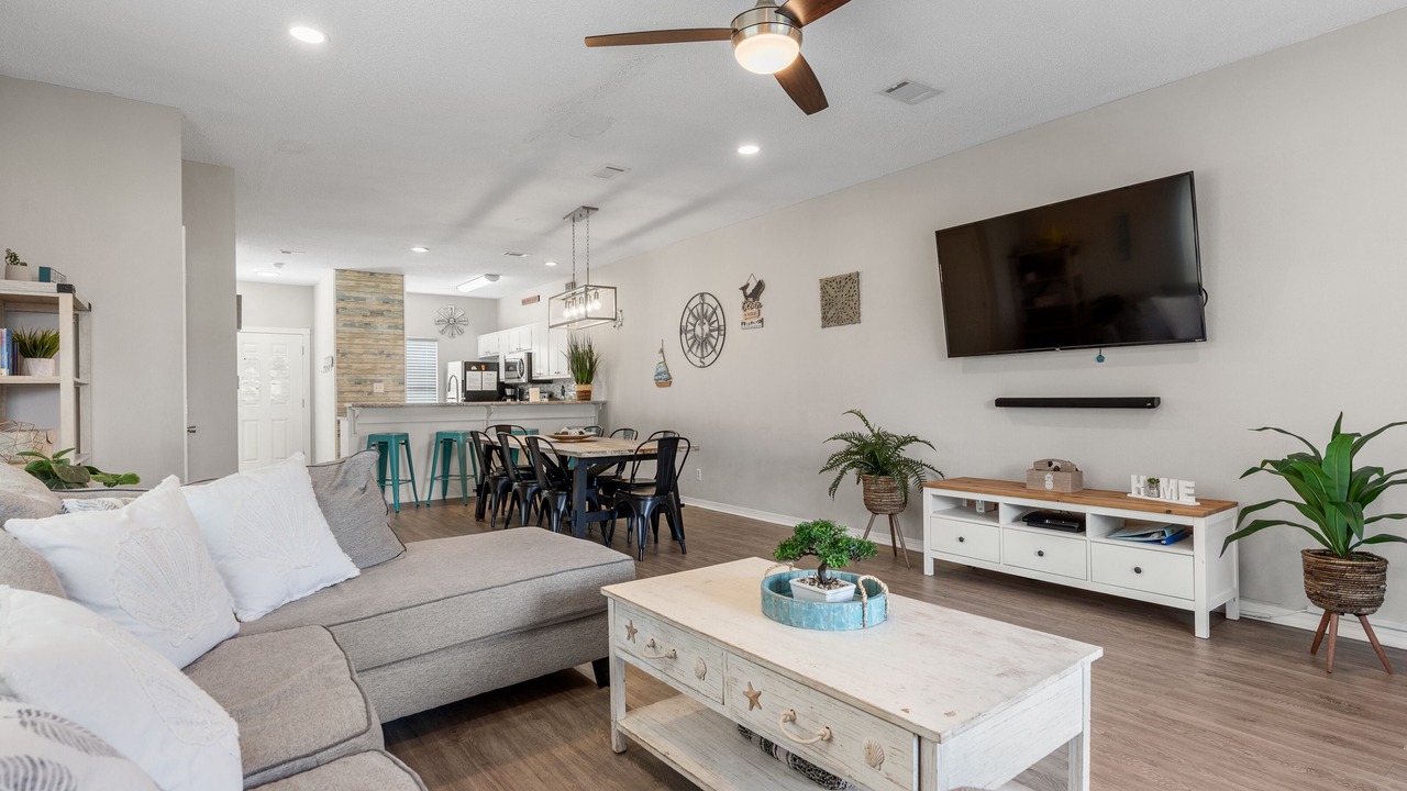 Photo of Livingroom in Miramar Beach