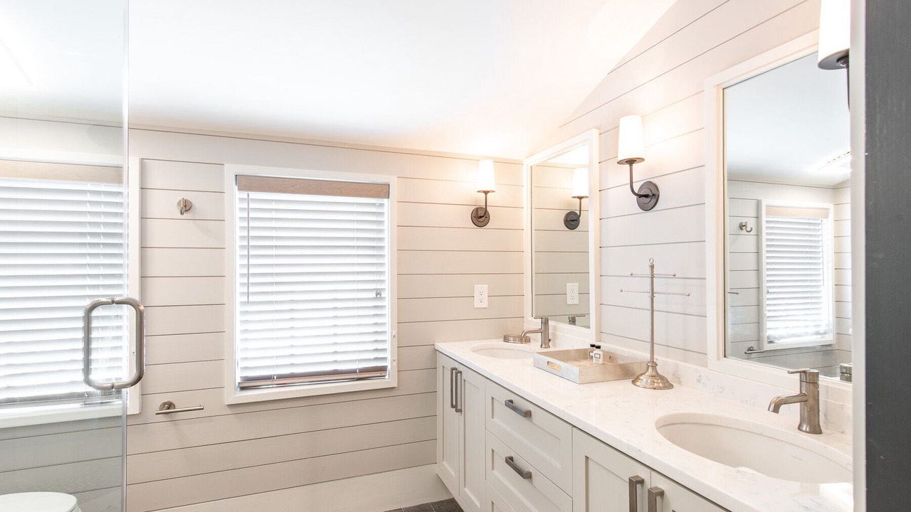 Photo of Bathroom in Rosemary Beach