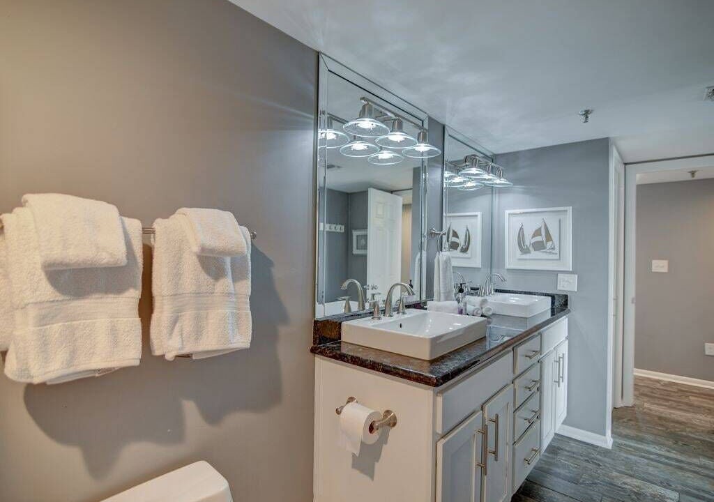 Photo of Bathroom in Thomas Drive