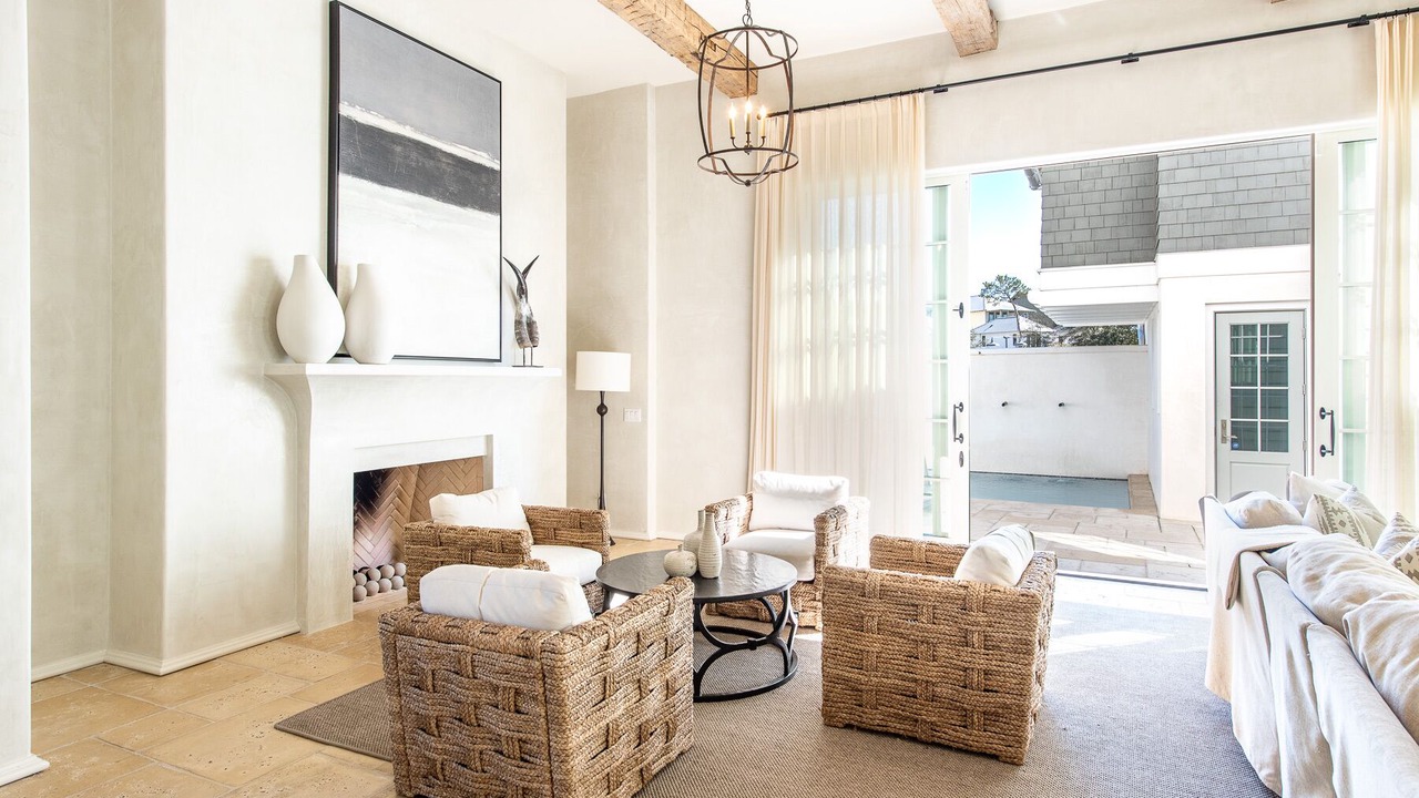 Photo of Livingroom in Rosemary Beach