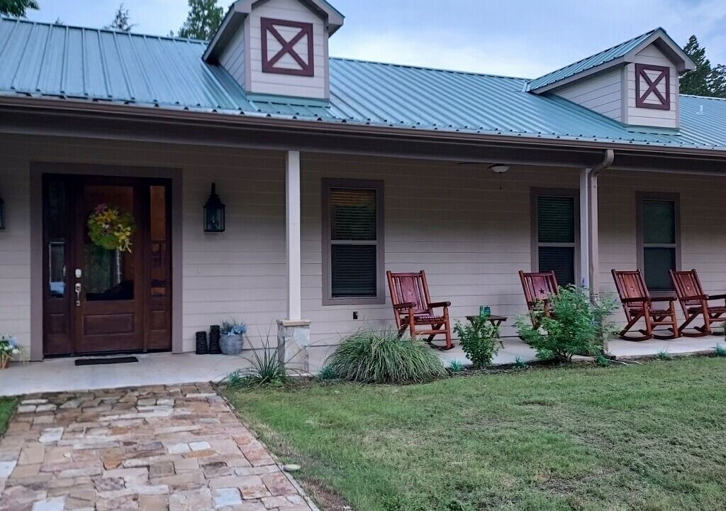 Photo of Outdoor in Avinger