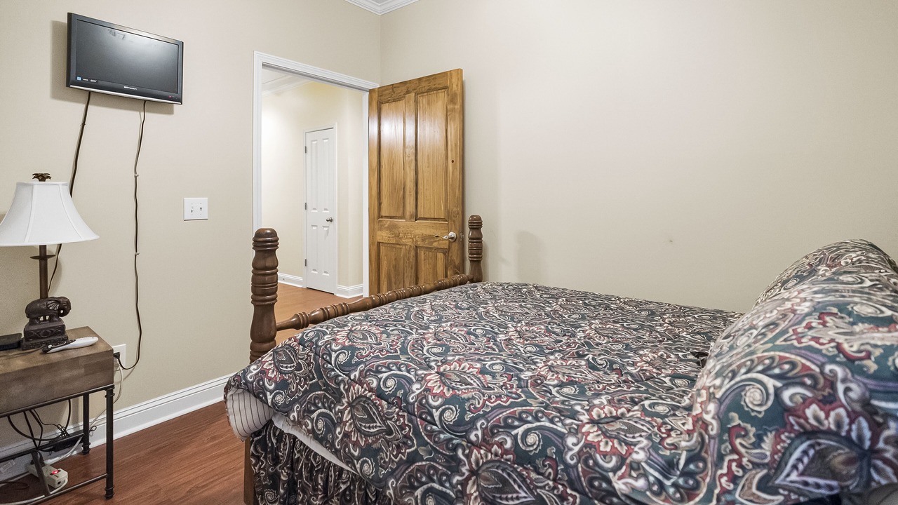 Photo of Bedroom in Starkville