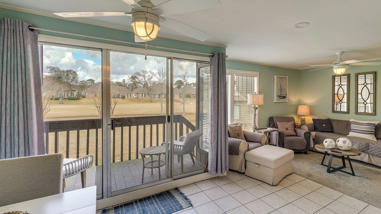 Photo of Livingroom in Diamondhead