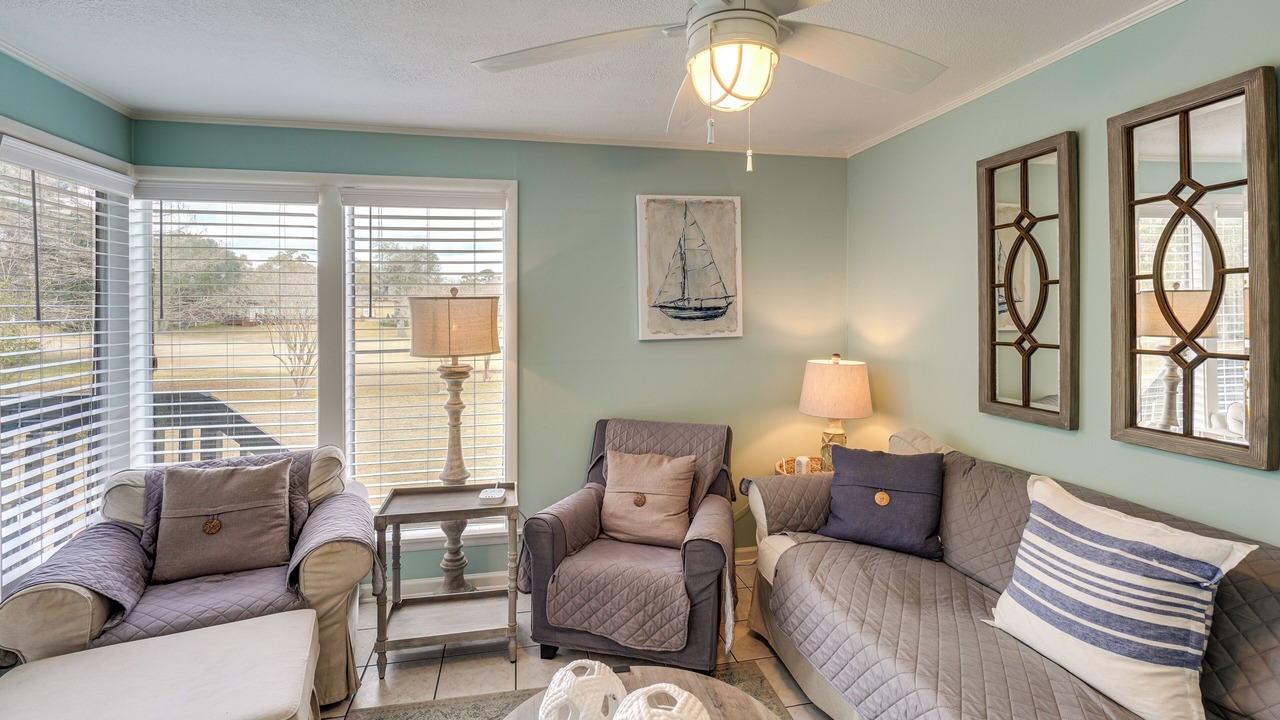 Photo of Bedroom in Diamondhead