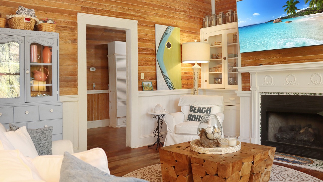 Photo of Bedroom in Indian Pass