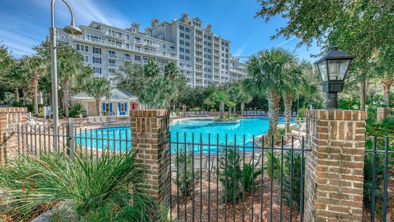 Photo of Outdoor in Baytowne Wharf