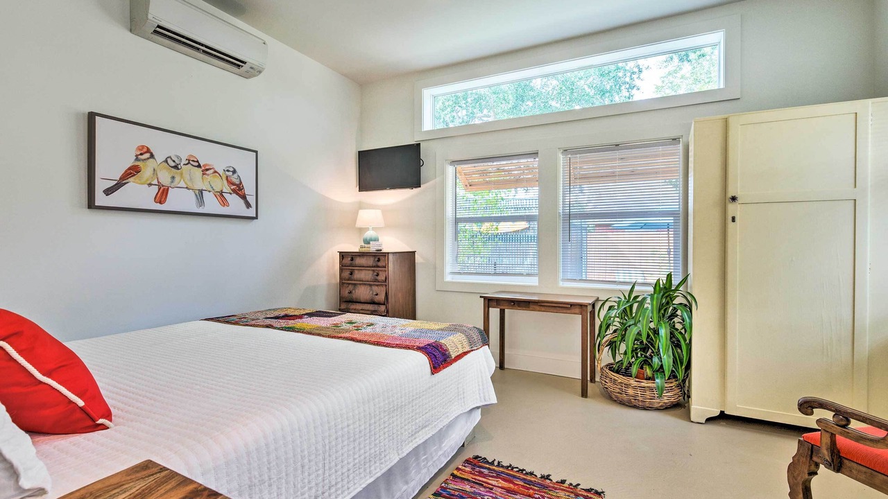 Photo of Bedroom in Old Town
