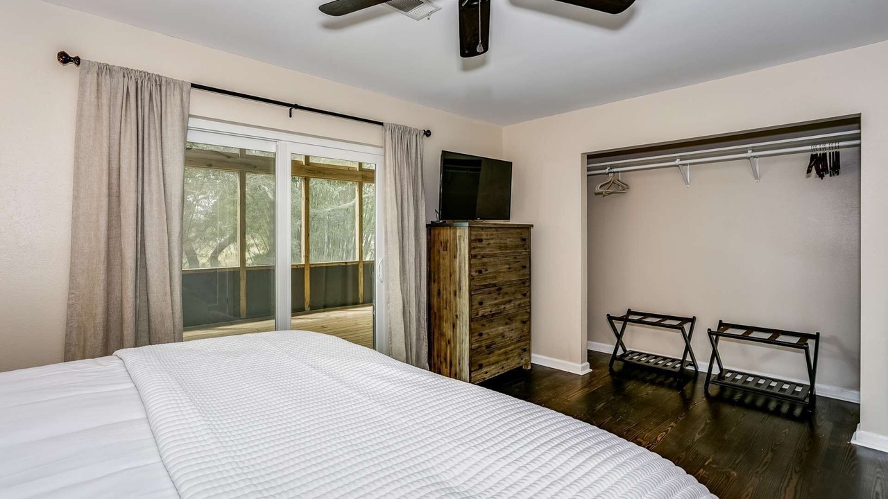 Photo of Bedroom in Ono Island