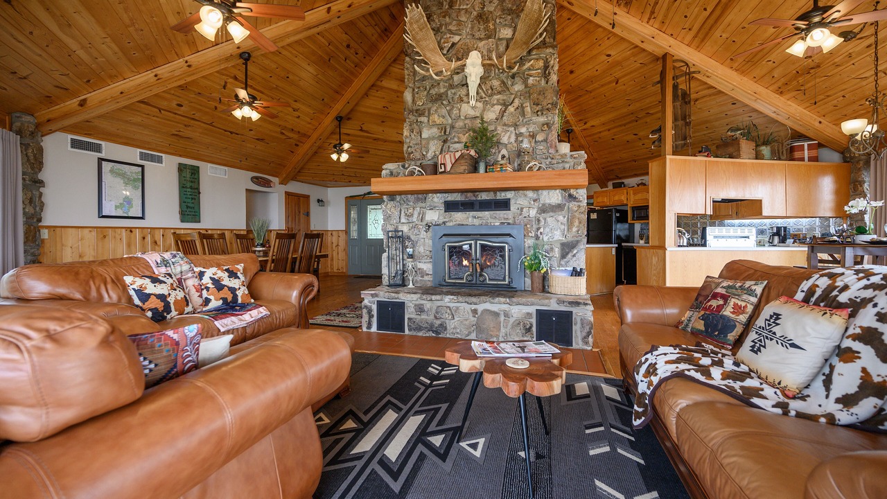 Photo of Livingroom in Smithville