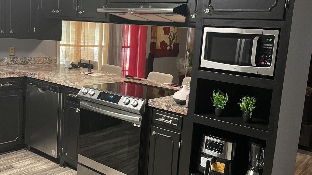 Photo of Kitchen in Yazoo City