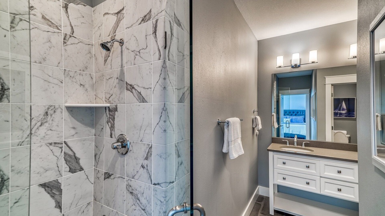 Photo of Bathroom in Emerald Waters Village