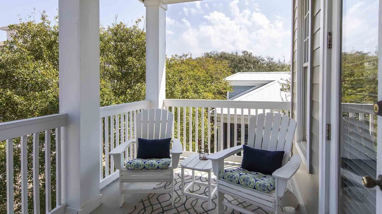 Photo of Patio Balcony in Frangista Beach
