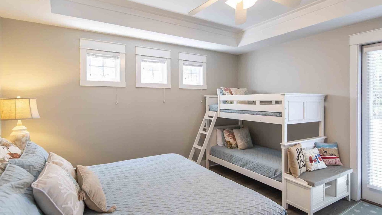 Photo of Bedroom in Frangista Beach