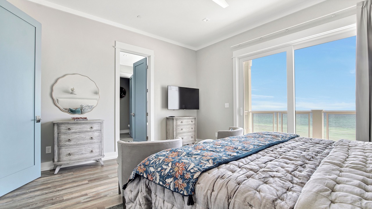 Photo of Patio Balcony in Crescent Beach