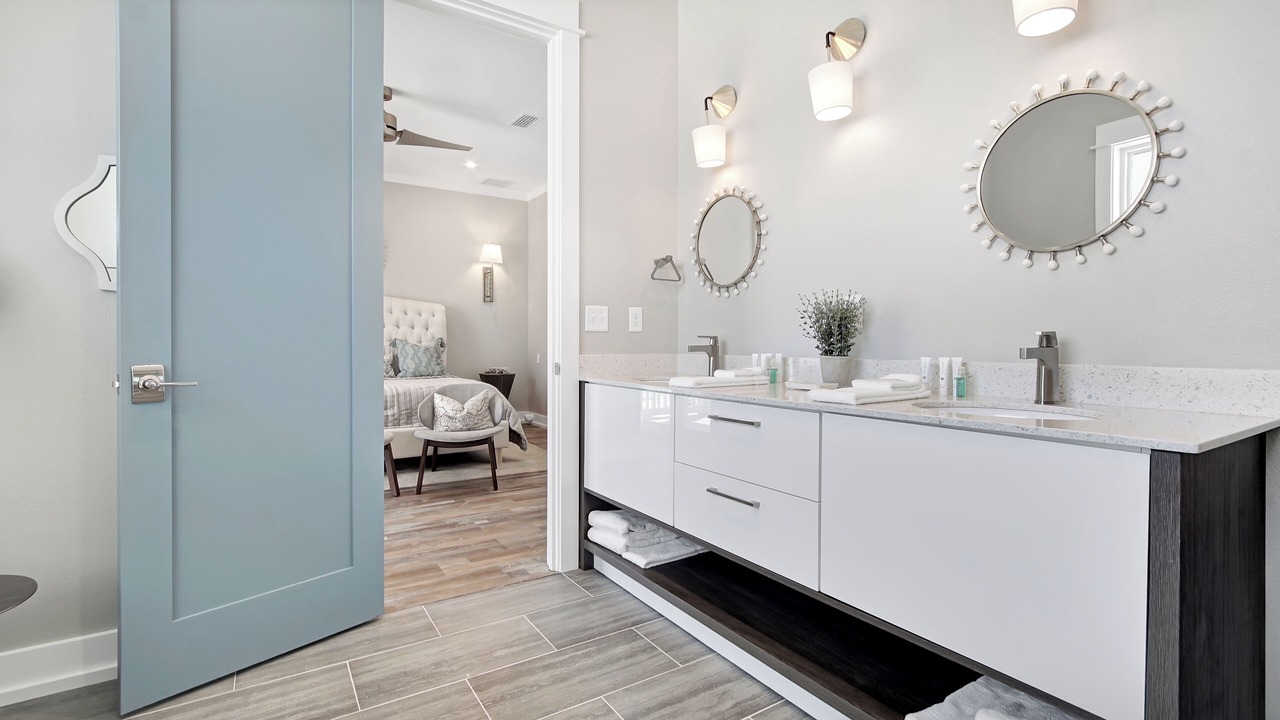 Photo of Bathroom in Crescent Beach