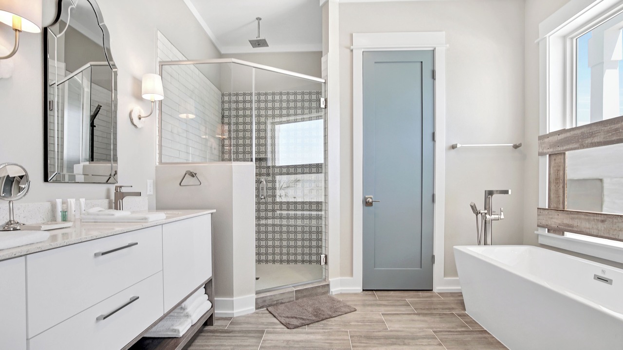 Photo of Bathroom in Crescent Beach