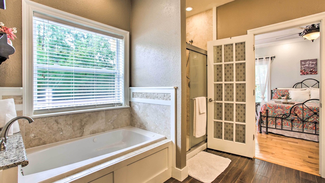 Photo of Bedroom in Waveland