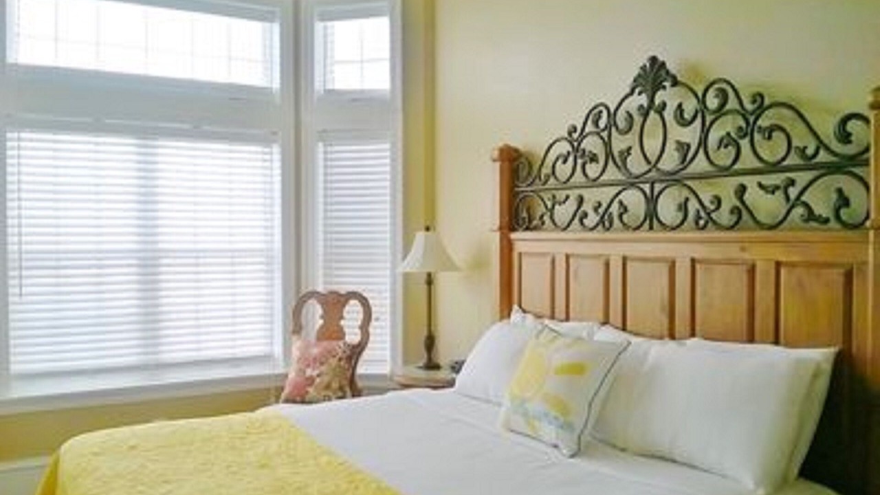 Photo of Bedroom in Destiny Shores