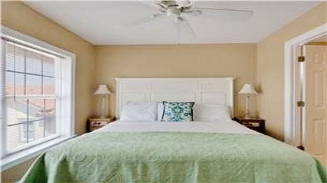 Photo of Bedroom in Destiny Shores